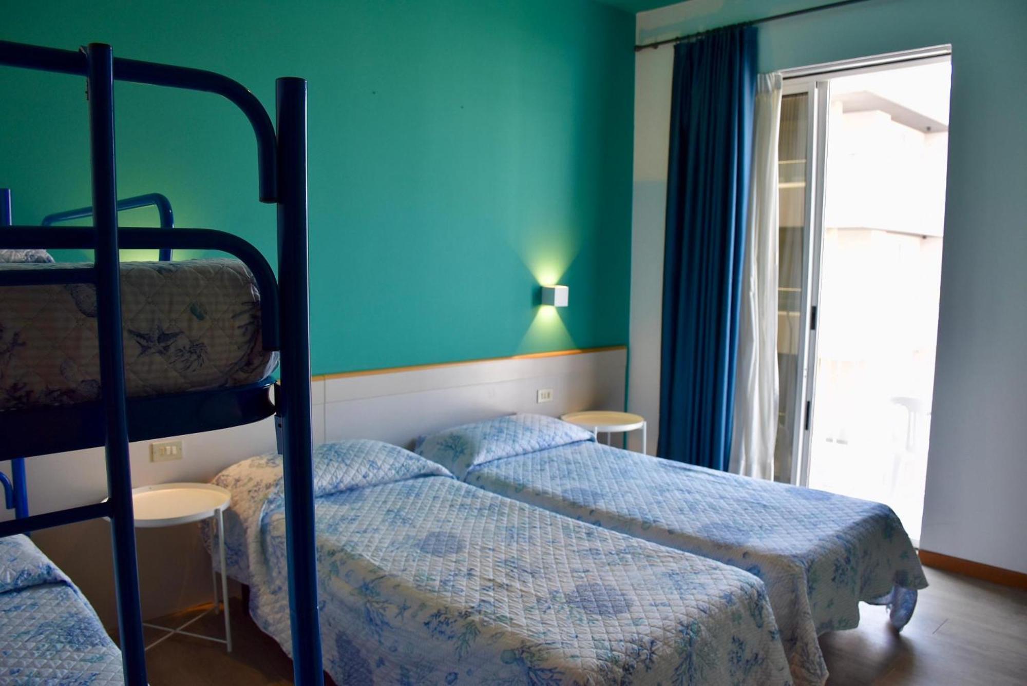 Hotel Portofino 리도 디 예솔로 외부 사진
